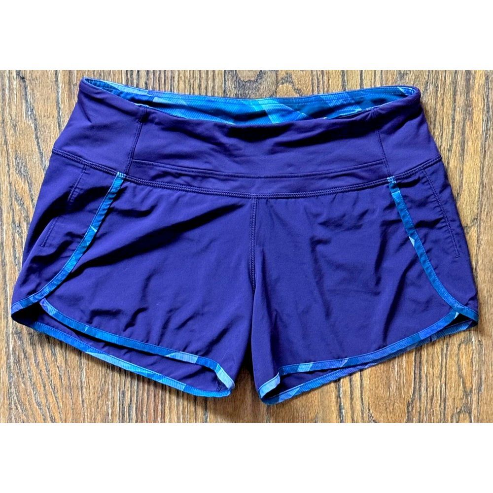 Lululemon Deep Zinfandel Pretty Prism Purple Print 4 Way Stretch Shorts Size 6
